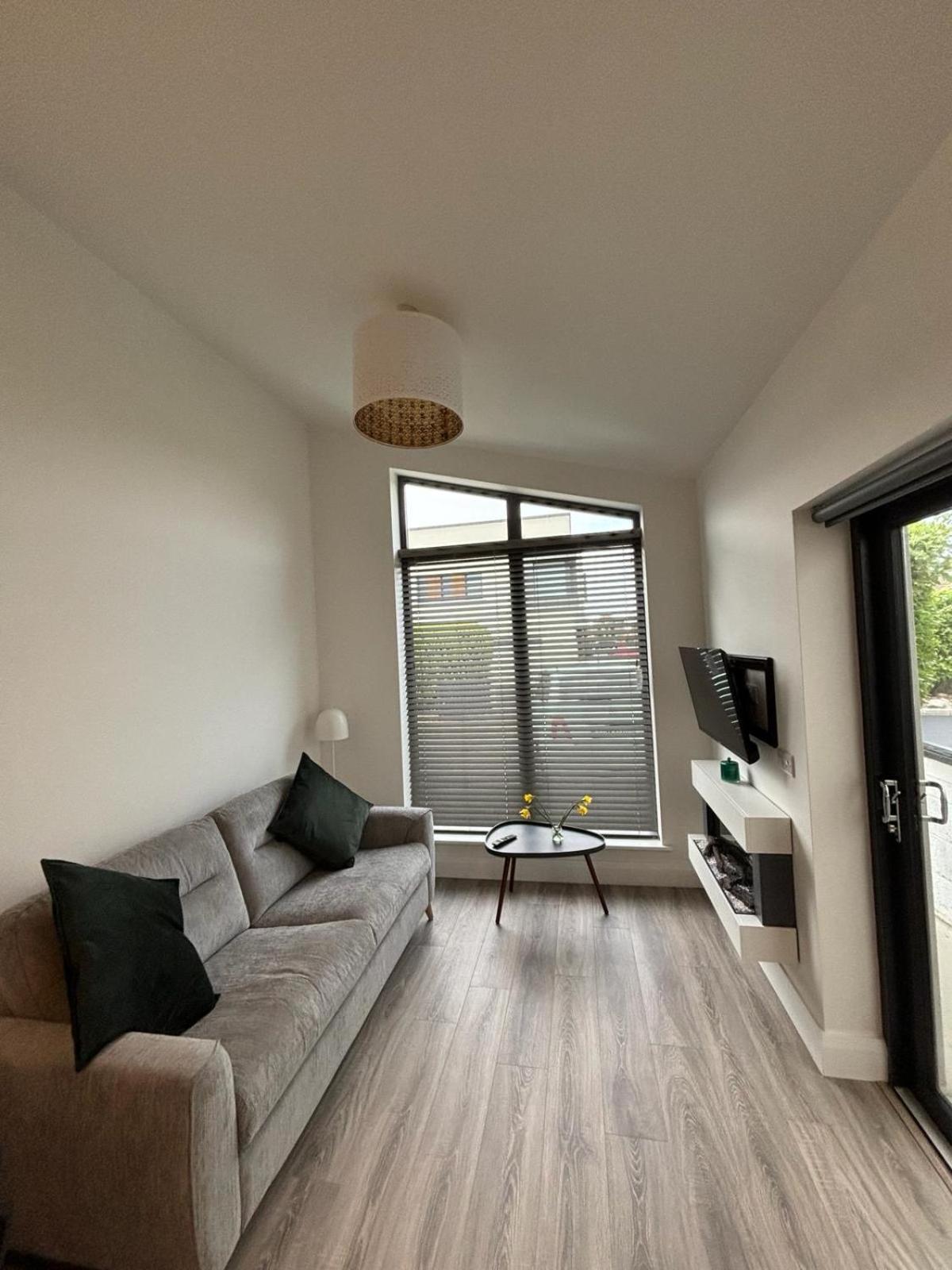 Clifden Lodge 1 Bedroom Apt Killarney Exterior photo
